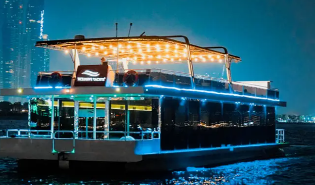                A Complete Guide to Choosing the Right Yacht Charter Dubai Service   